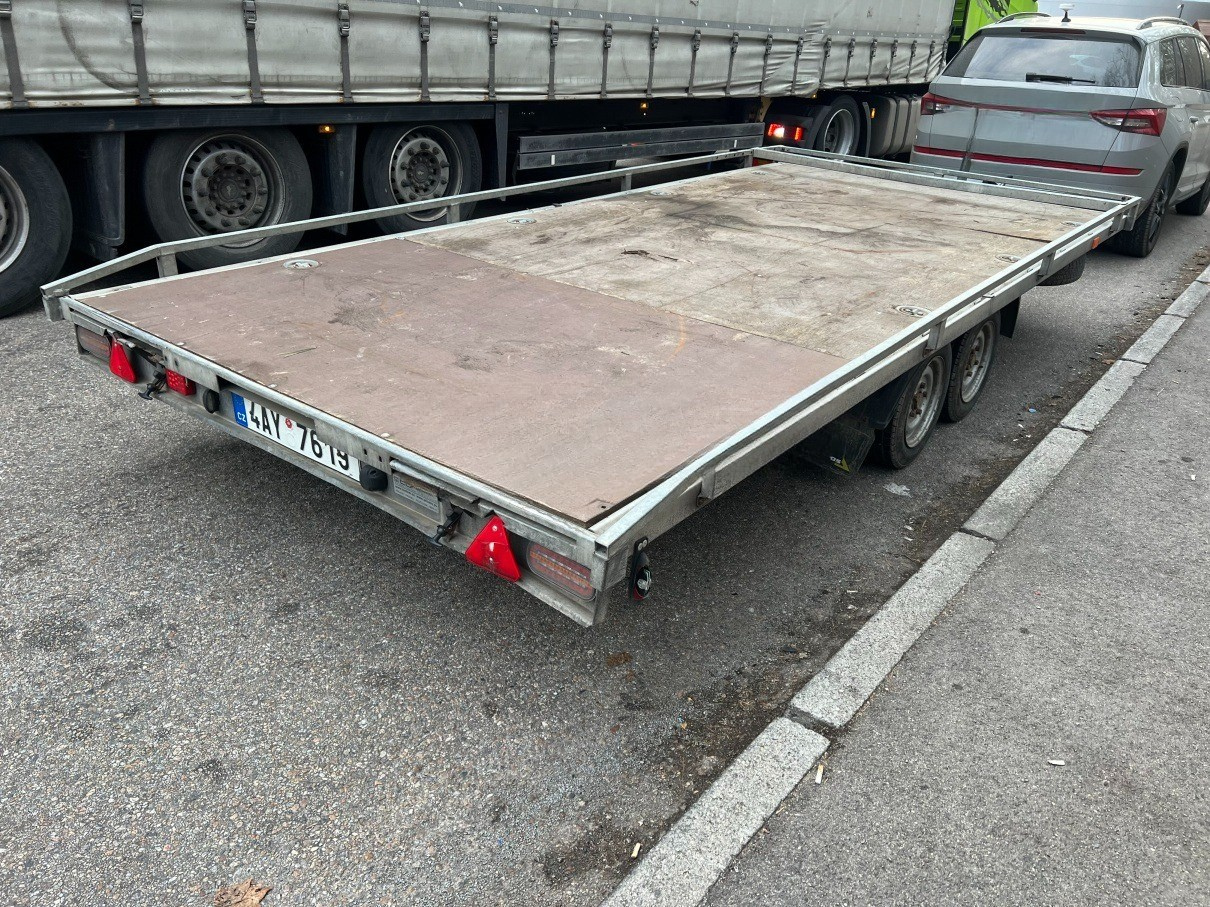 PŘÍVĚS ADAM 2700 KG (2,1x4,5M)